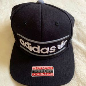 adidas snap back